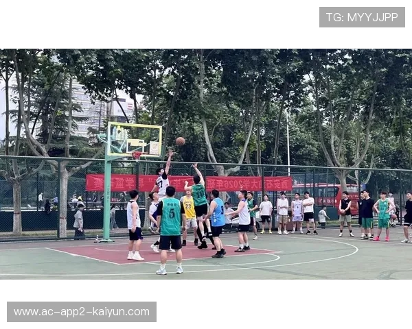 篮球学院推动青训课程与学术研究结合试点，青年篮球训练机构